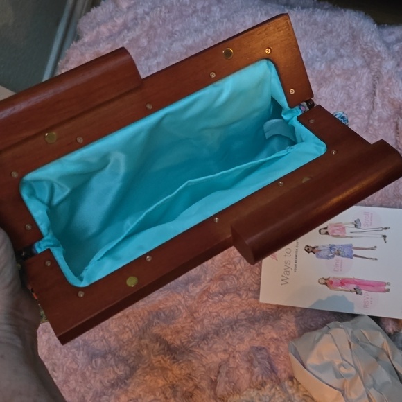 Lilly Pulitzer Bermuda Bag - Picture 3 of 3